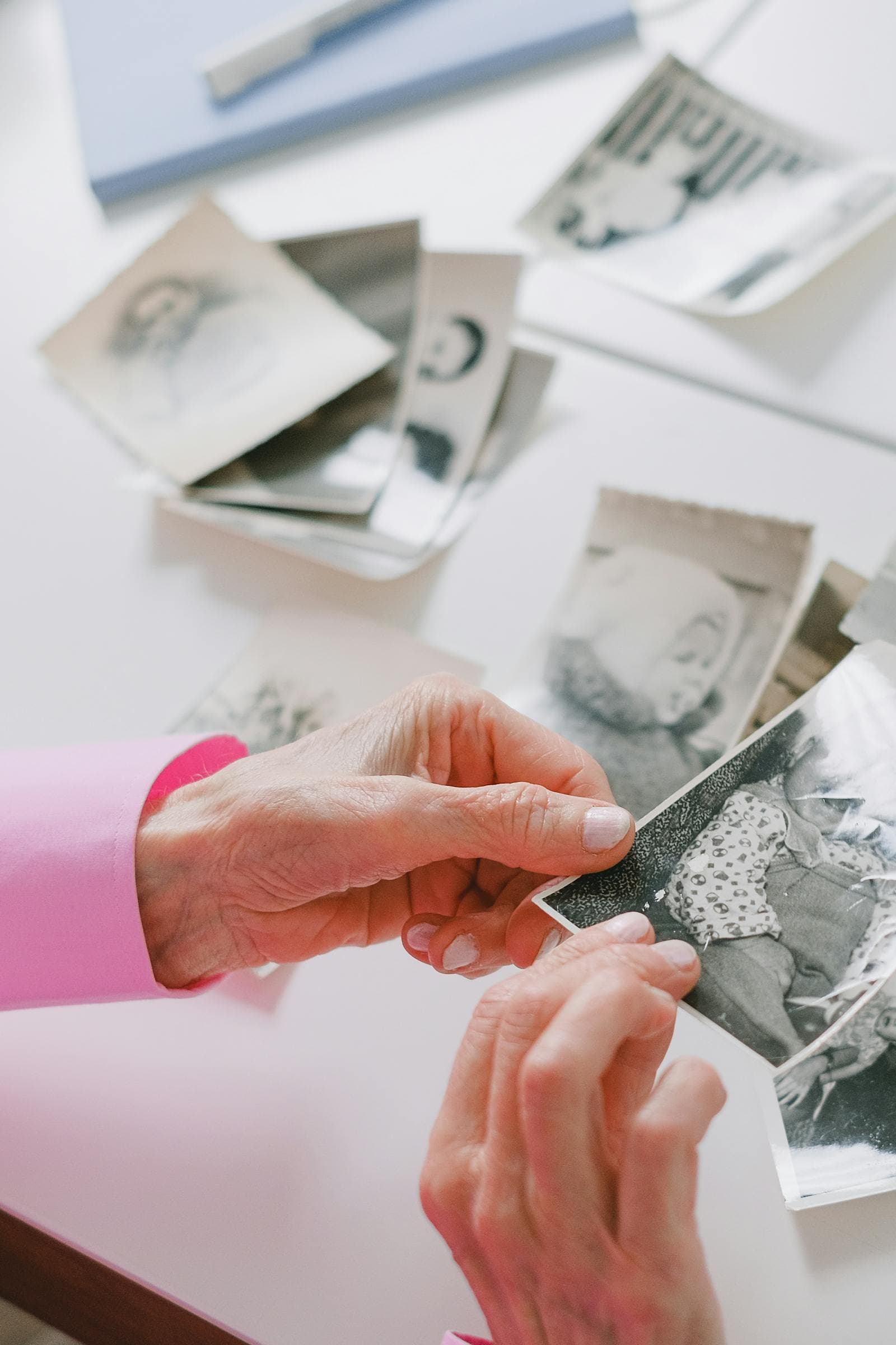 Read the blog post: How to Find a Dementia Caregiver in Seattle, WA